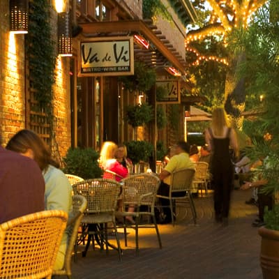 Va de Vi Bistro & Wine Bar