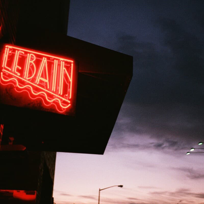 Le Bain