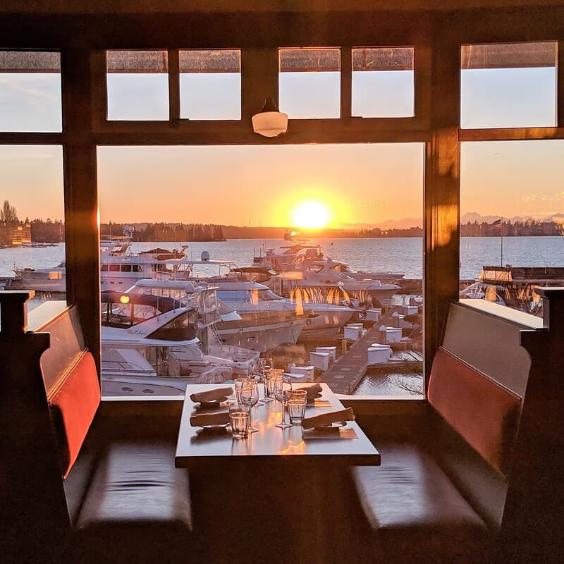 Le Grand Bistro Americain