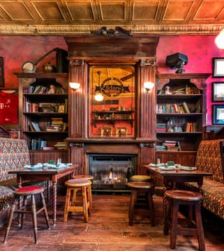 Kildare's Irish Pub