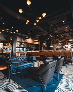Olin Bar & Restaurant