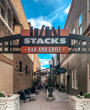 Stacks Bar & Grill