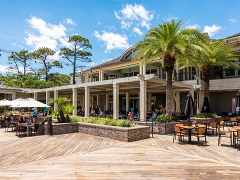Coast, Oceanfront Dining