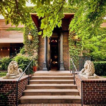 The Charter Oak Restaurant