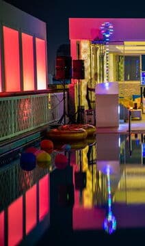 Level Lounge
