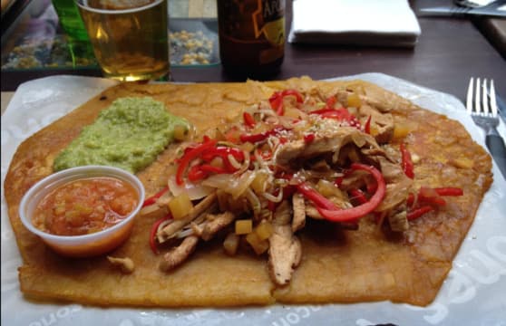 Patacones Food and Gallery - Bacata