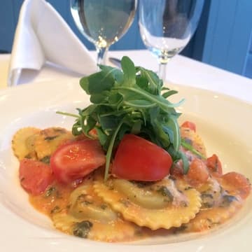 Lucia Restaurant