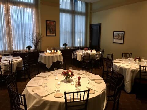 Remlik's Grille & Oyster Bar