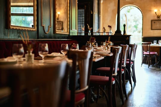 Petit Louis Bistro