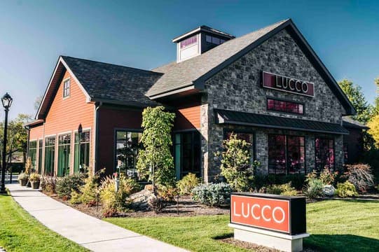 Lucco Cucina + Bar