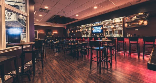 Martini's On Broadway