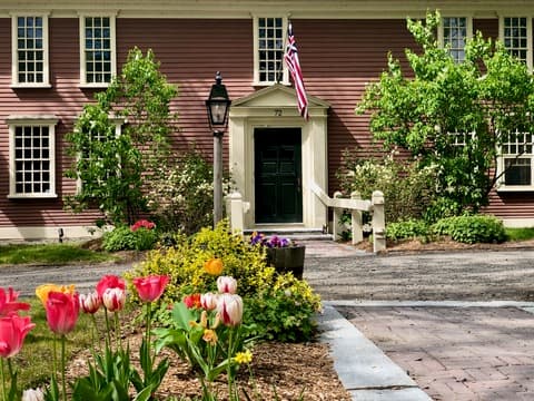 Longfellow's Wayside Inn