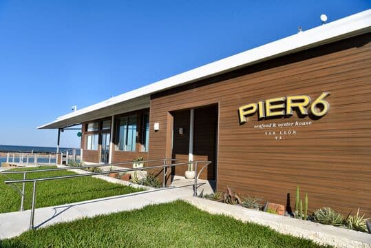 Pier 6 Seafood & Oyster House