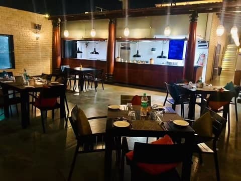 Urban Spice Box - Zone By The Park