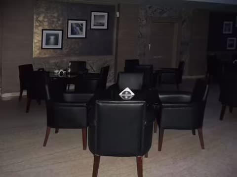 MoonVine Lounge Bar - JP Hotel