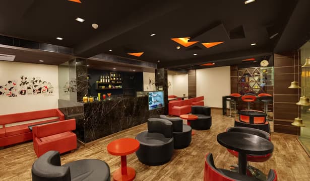 Recess - Armoise Hotel