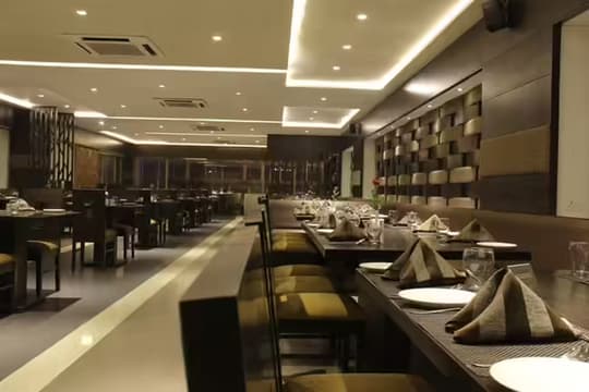 Silver Dine - Platinum Hotels