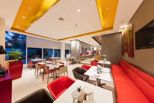 The Hub - IBIS Hotel