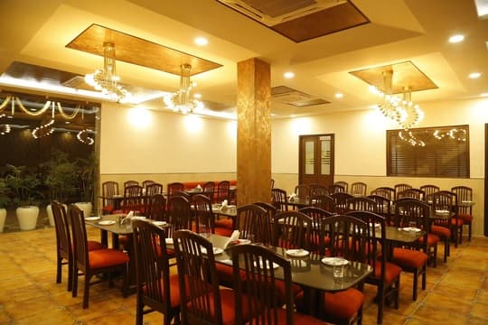 Govardhan Vegetarian - Adchini