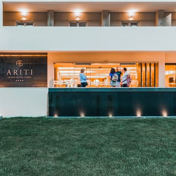Ariti Grand hotel