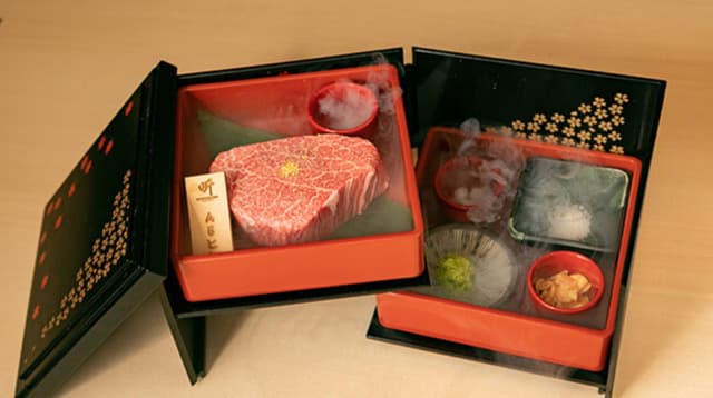 Premium Yakiniku Pound Gion プレミアム焼肉 听 祇園店