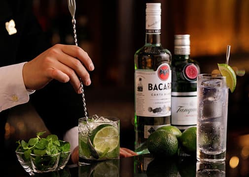 MARTINI'S マティーニーズ
