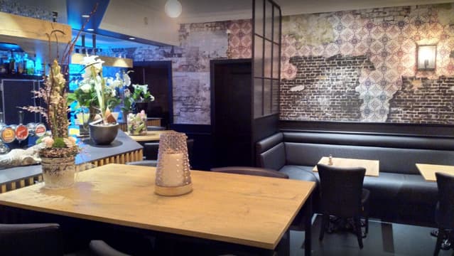 Brasserie De Seats