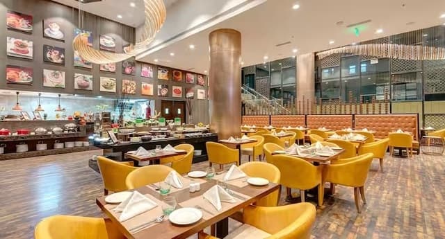 Social Kitchen - Holiday Inn