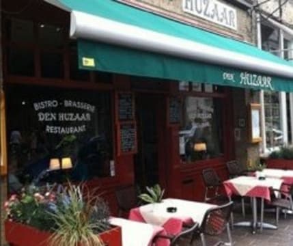 Den Huzaar
