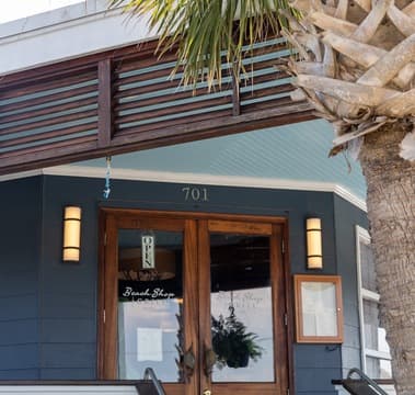 Beach Shop and Grill