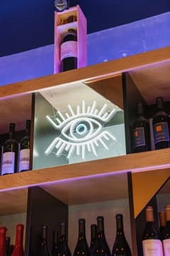Society Eatery & Lounge