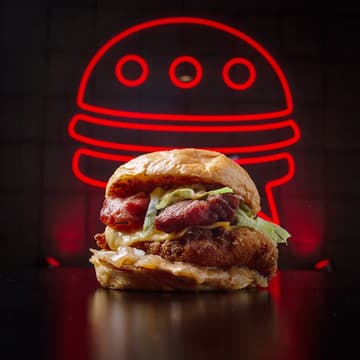Distrito Burger - General Peron