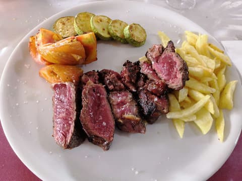 Grill Asador Volcán de la Corona