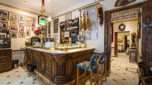 Taberna del Alabardero Madrid - Plaza de Oriente