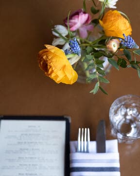 Knox Taverne
