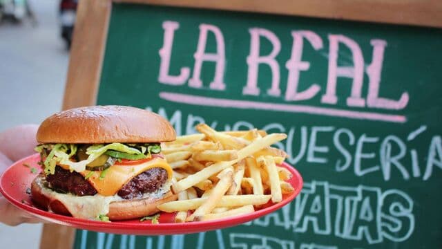 La Real, C / Valencia 285.