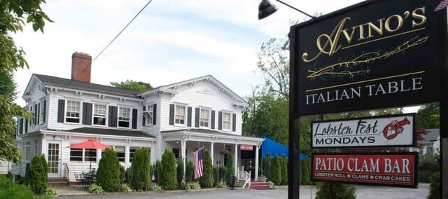 Avino's Italian Table