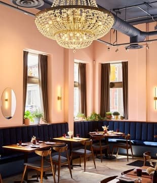 The Everly Restaurant & Lounge