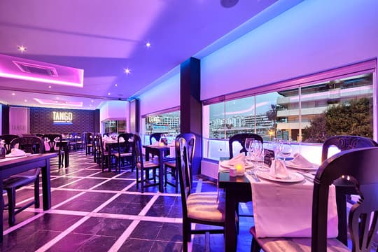 Tango en Puerto Banus
