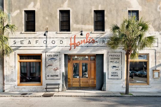 Hank’s Seafood Restaurant