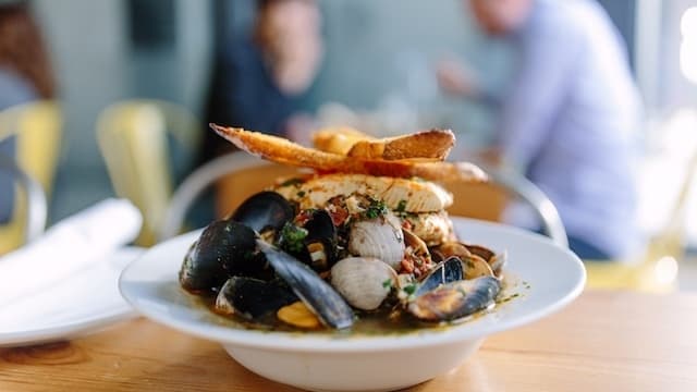 Brasserie Four