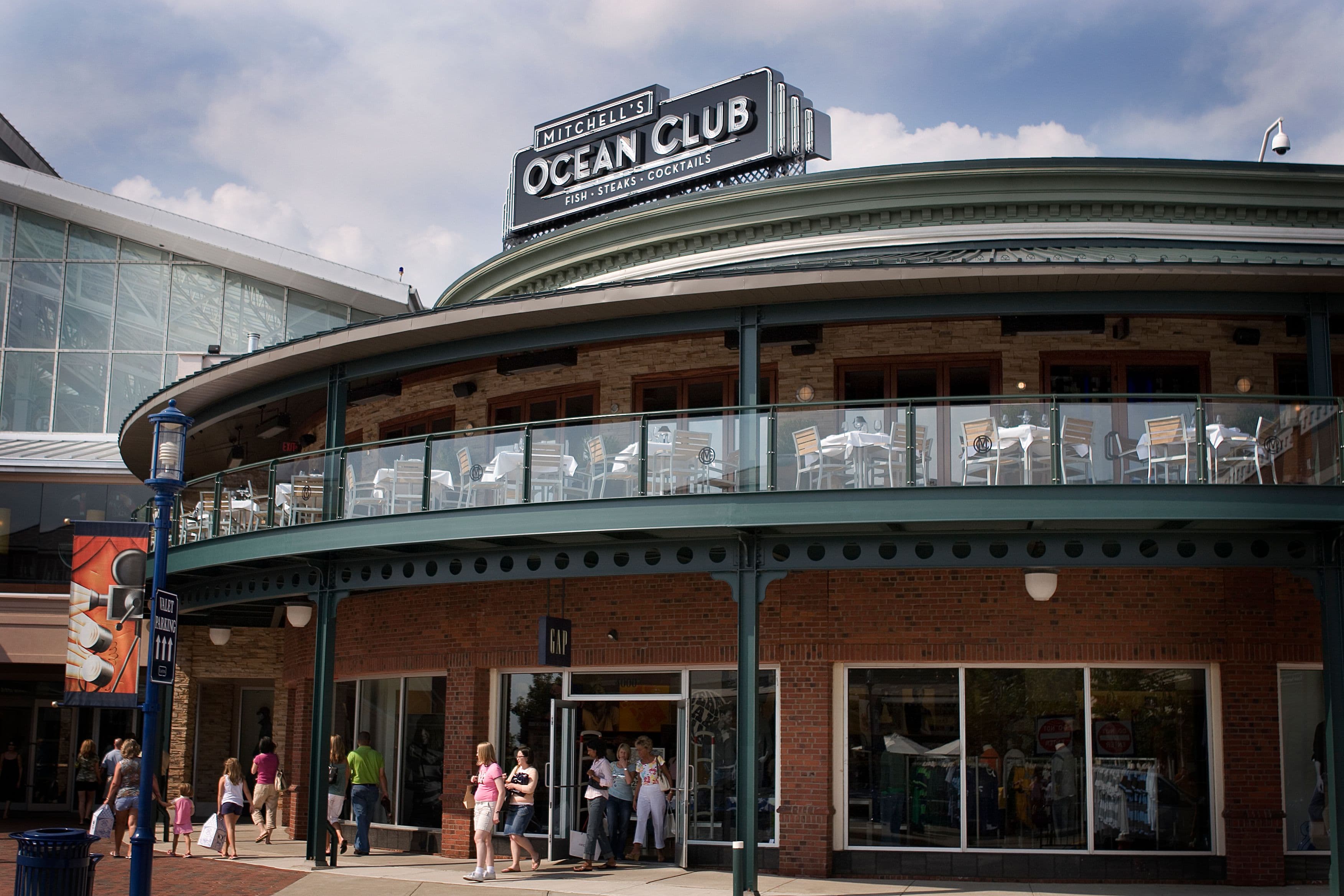 Mitchell's Ocean Club - Easton Town Center