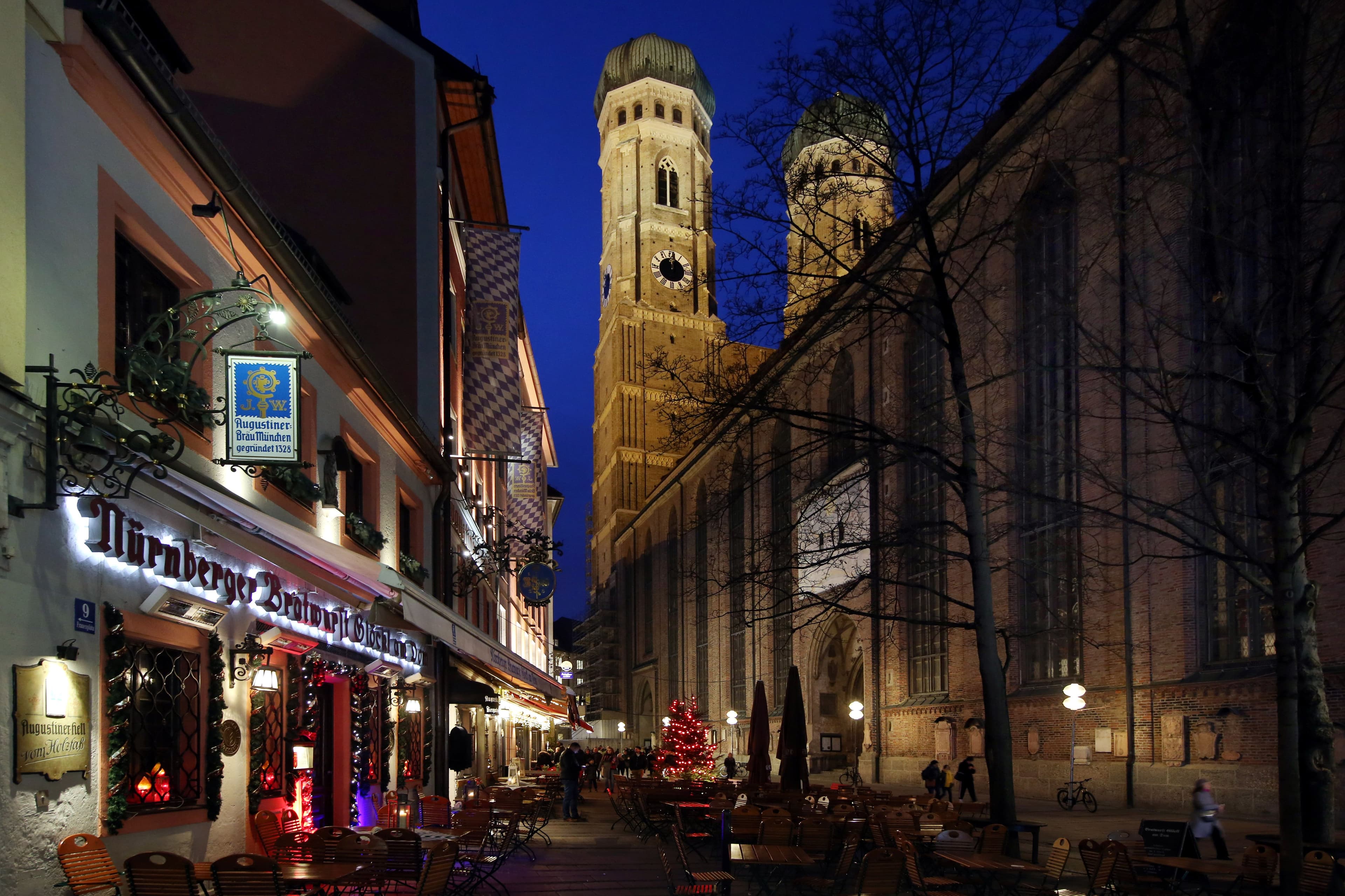 Nürnberger Bratwurst Glöckl am Dom