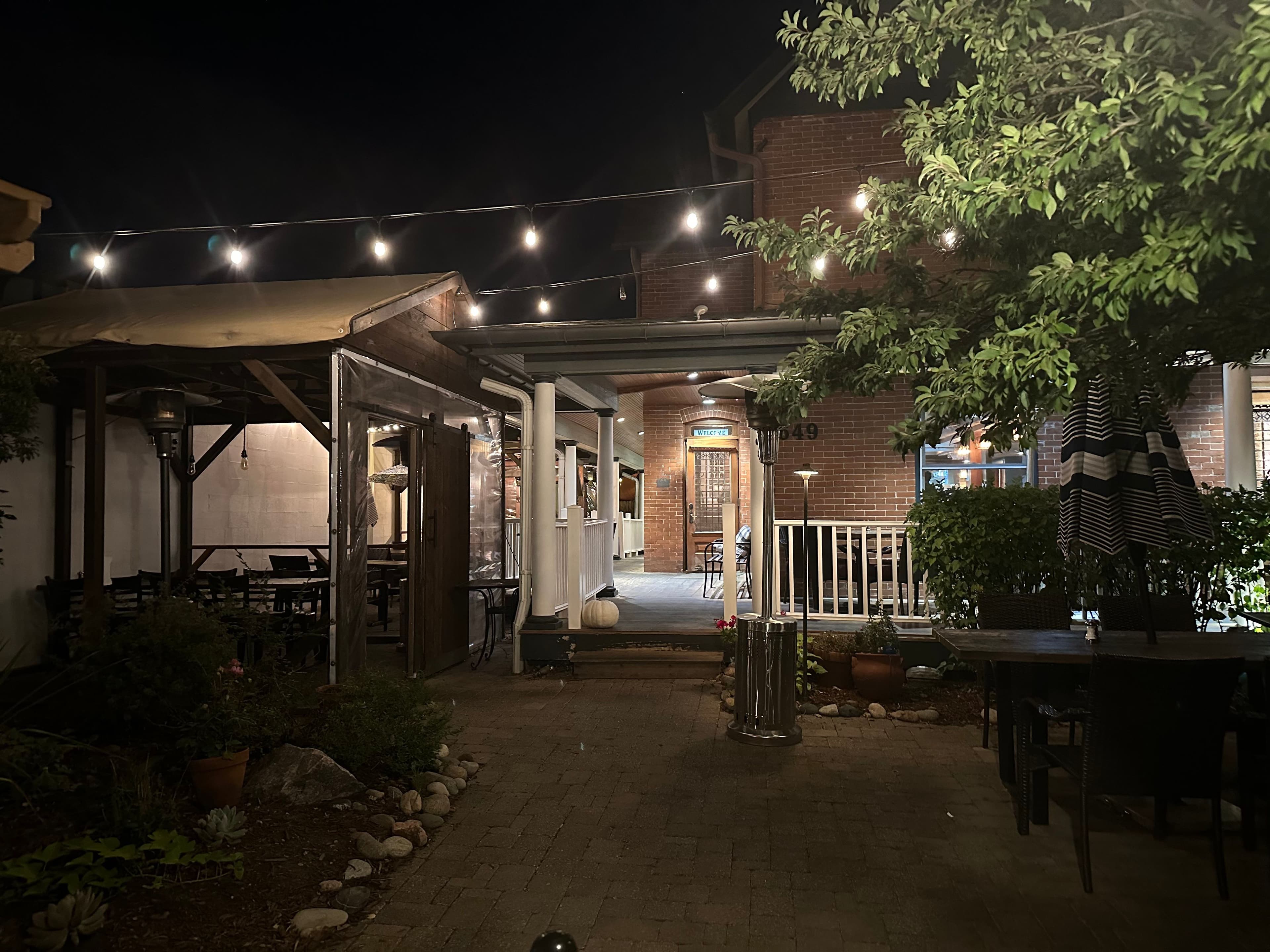 Cafe Terracotta