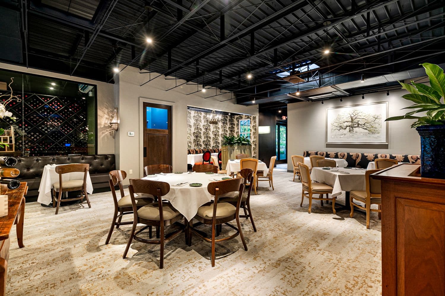Dakota Restaurant - Covington
