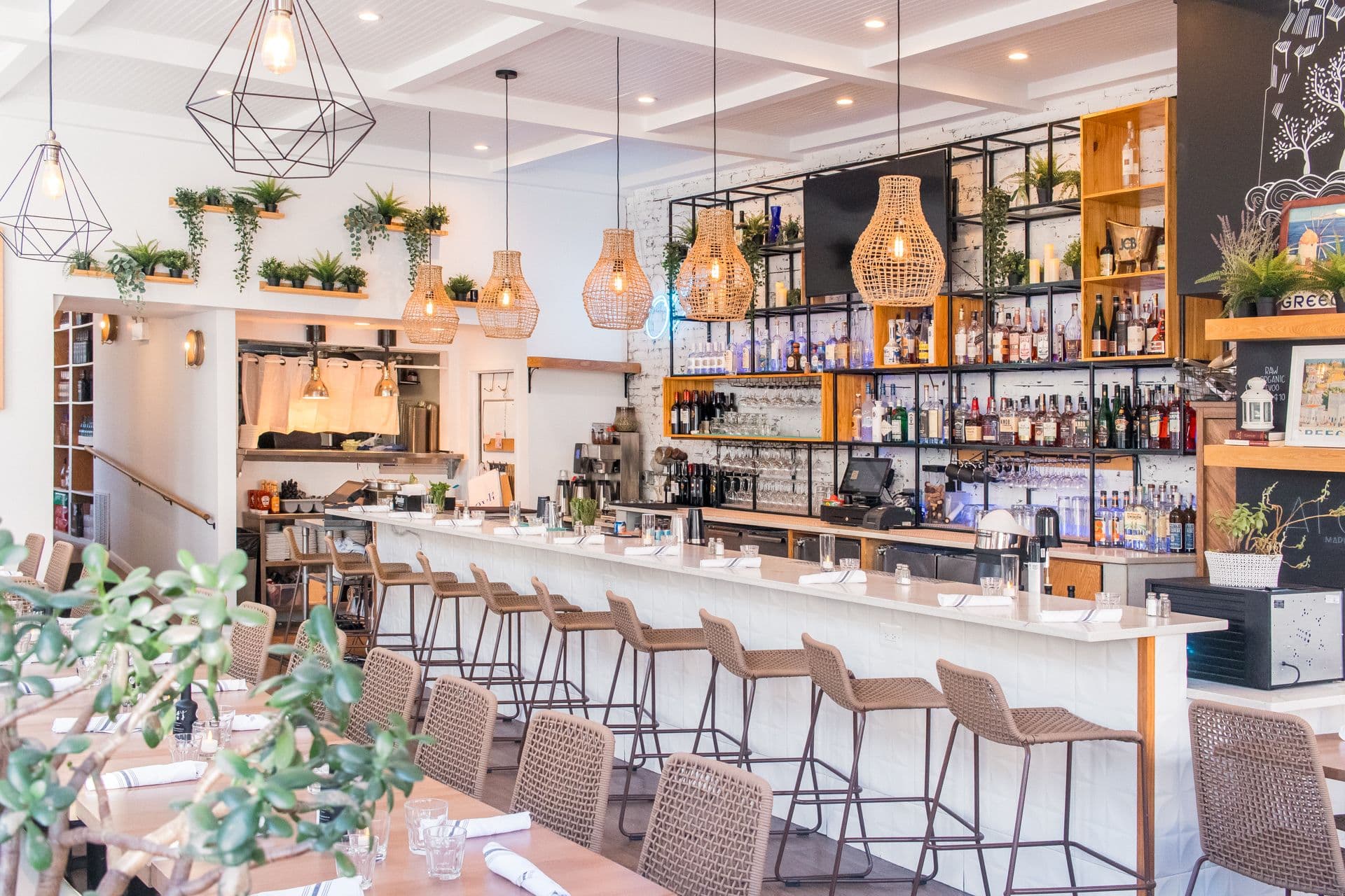 Avli Taverna - Lincoln Park