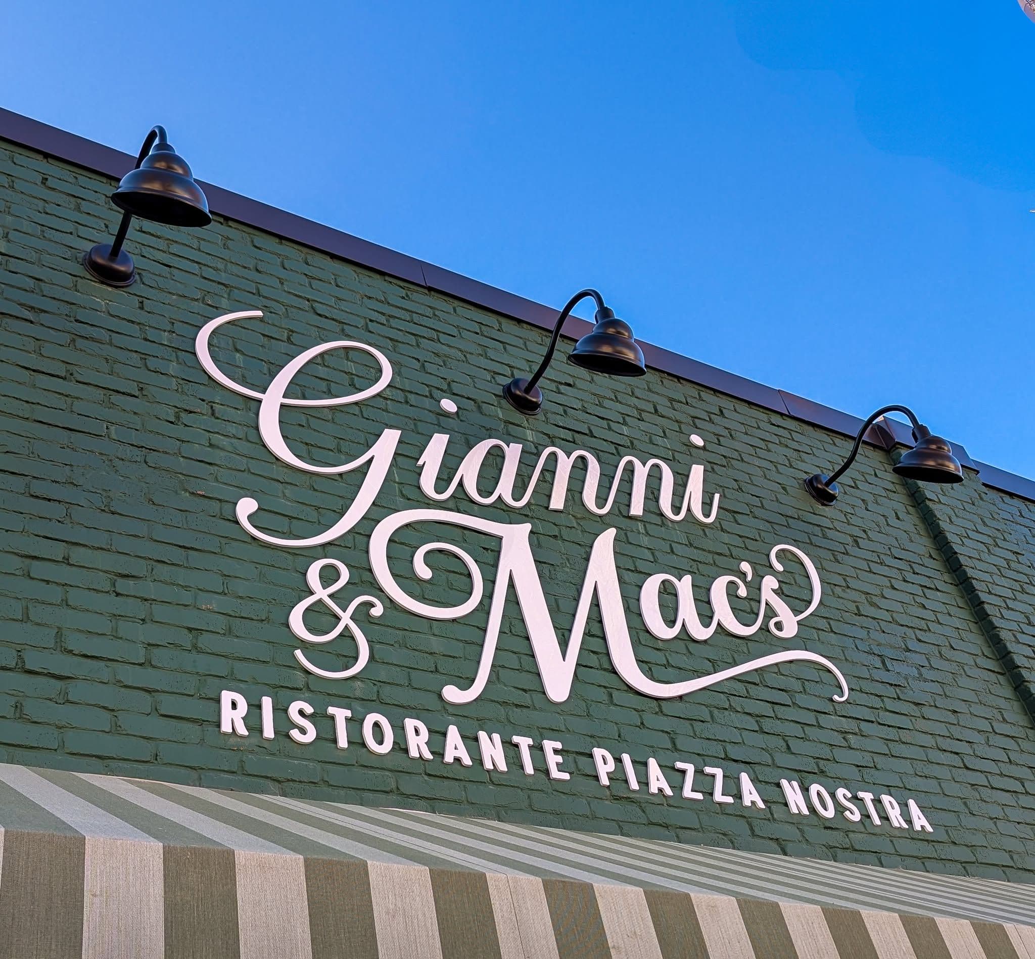 Gianni and Mac's Ristorante Piazza Nostra