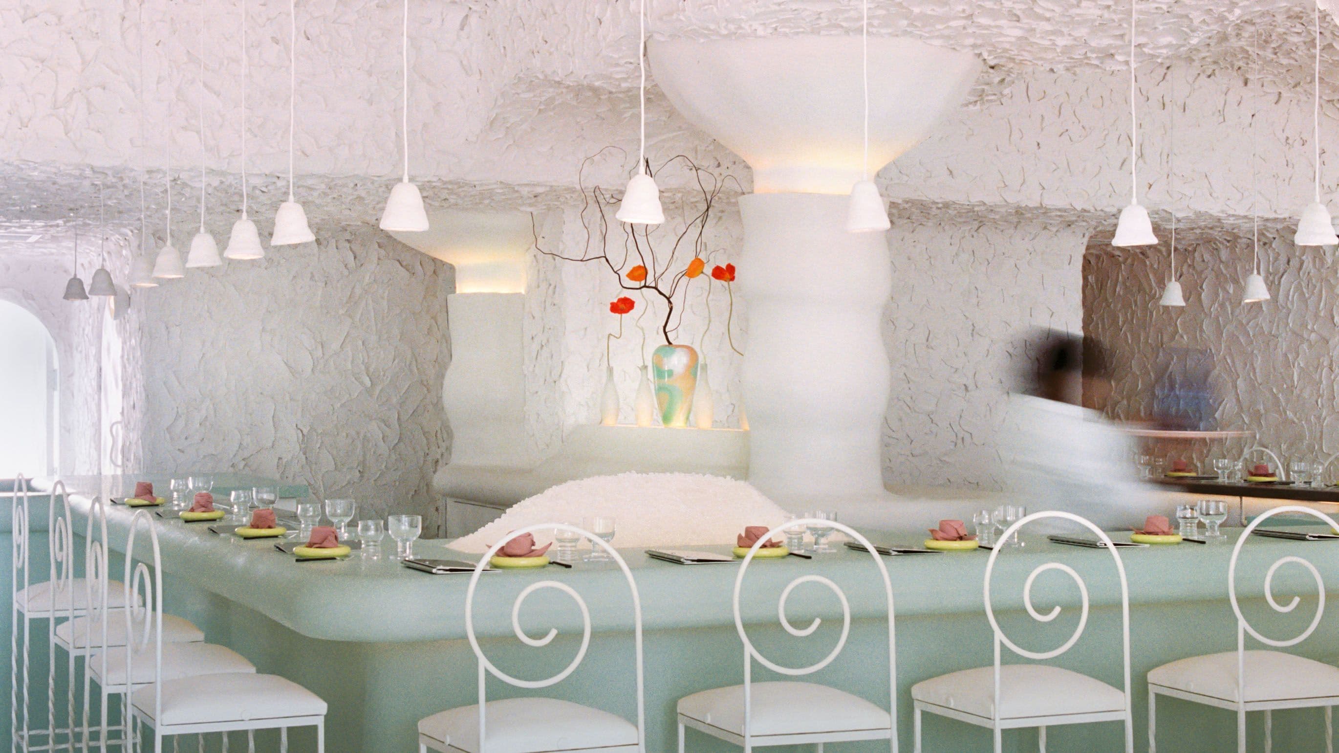 Cento Raw Bar