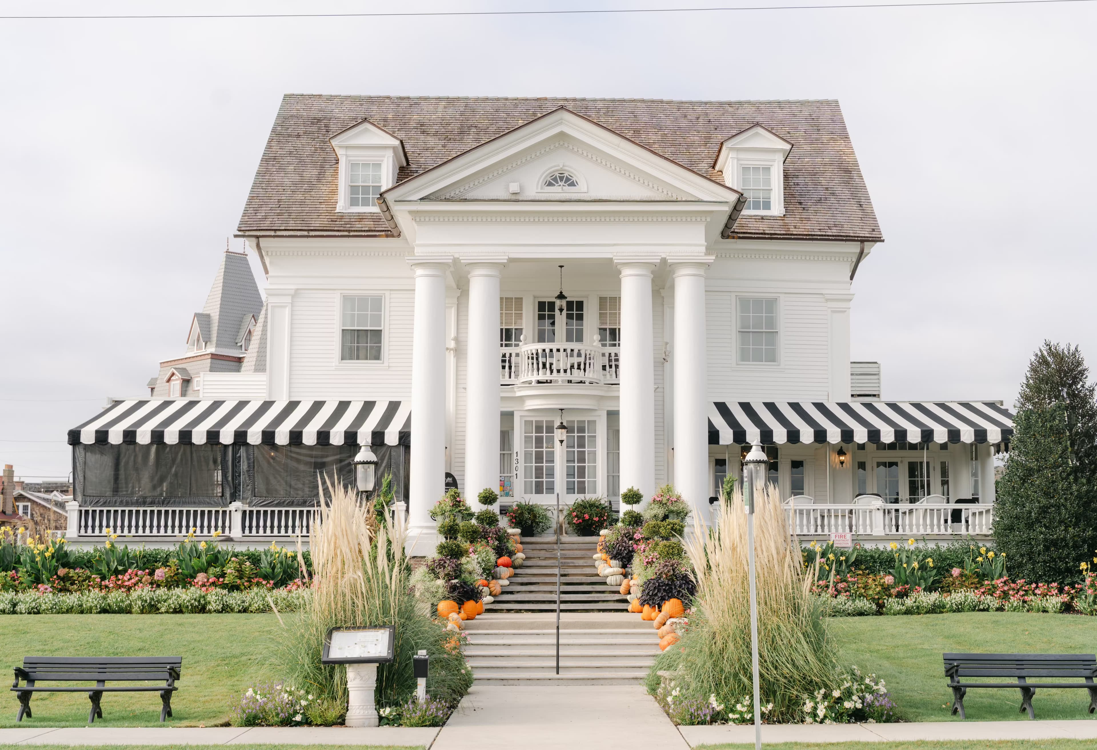 Peter Shields Inn