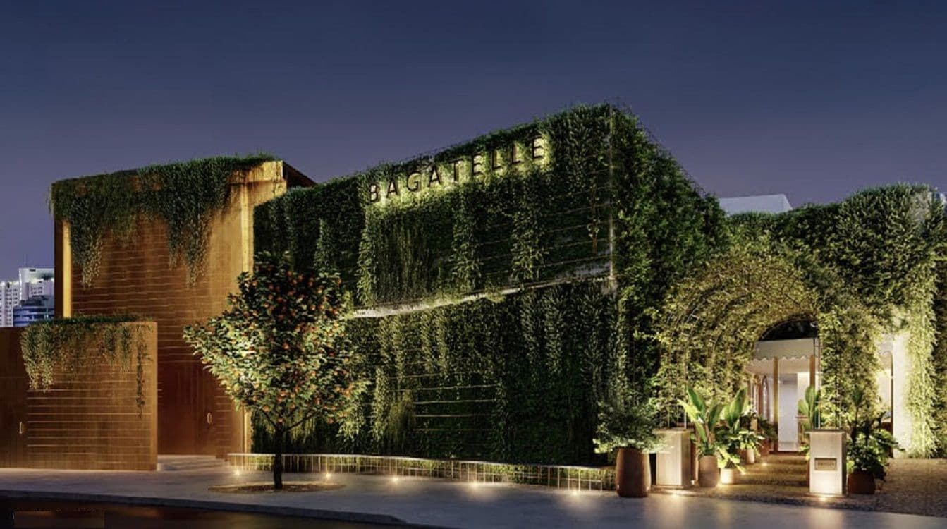 Bagatelle Miami River